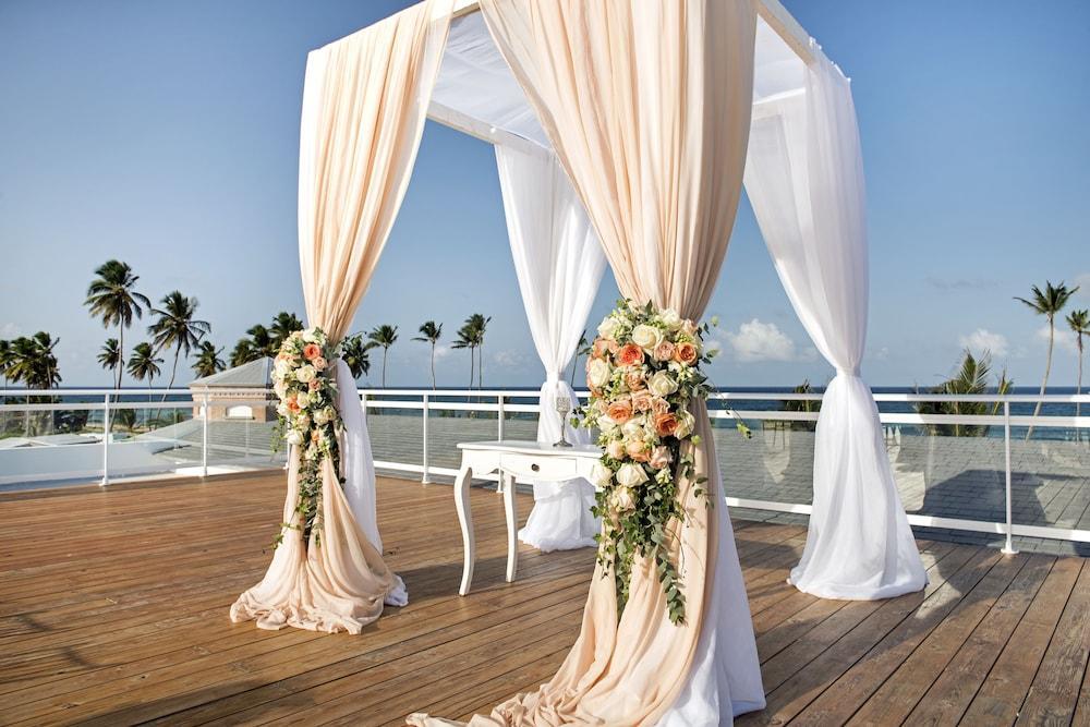 Azul Beach Resort Punta Cana, All Inclusive By Karisma Bagian luar foto